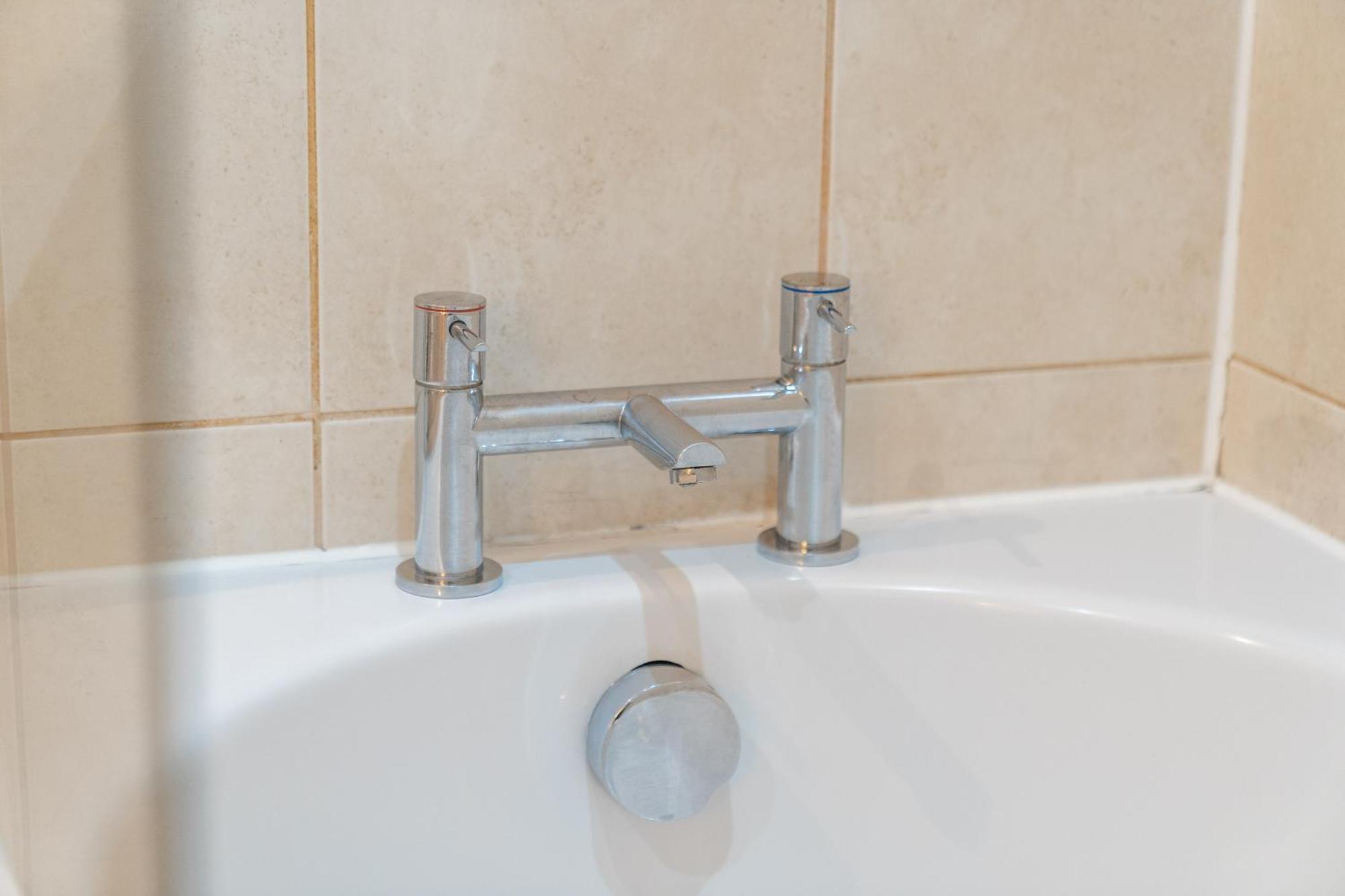 Chinatown - One Bed - Balcony - Secure Parking - Fast Wifi - Birmingham City Centre - 49A Dış mekan fotoğraf