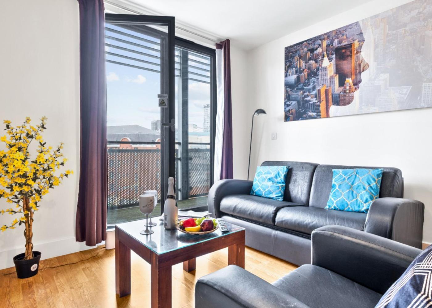 Chinatown - One Bed - Balcony - Secure Parking - Fast Wifi - Birmingham City Centre - 49A Dış mekan fotoğraf