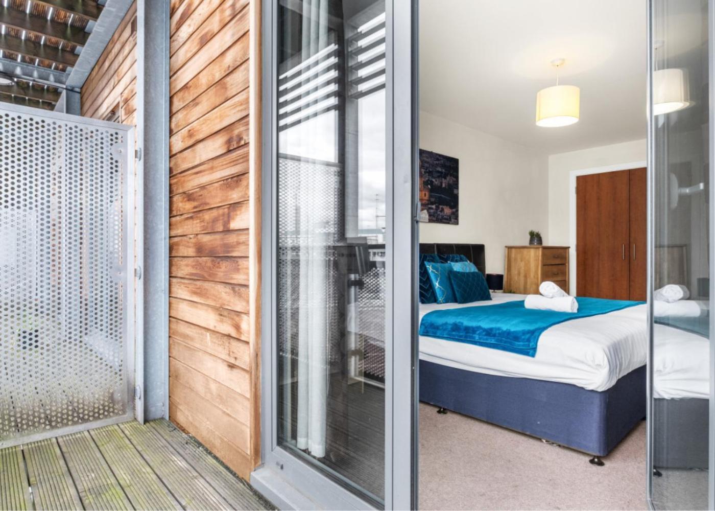 Chinatown - One Bed - Balcony - Secure Parking - Fast Wifi - Birmingham City Centre - 49A Dış mekan fotoğraf